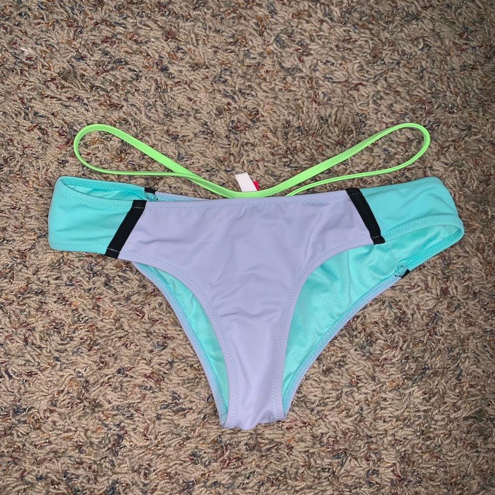 VS cheeky bikini bottoms